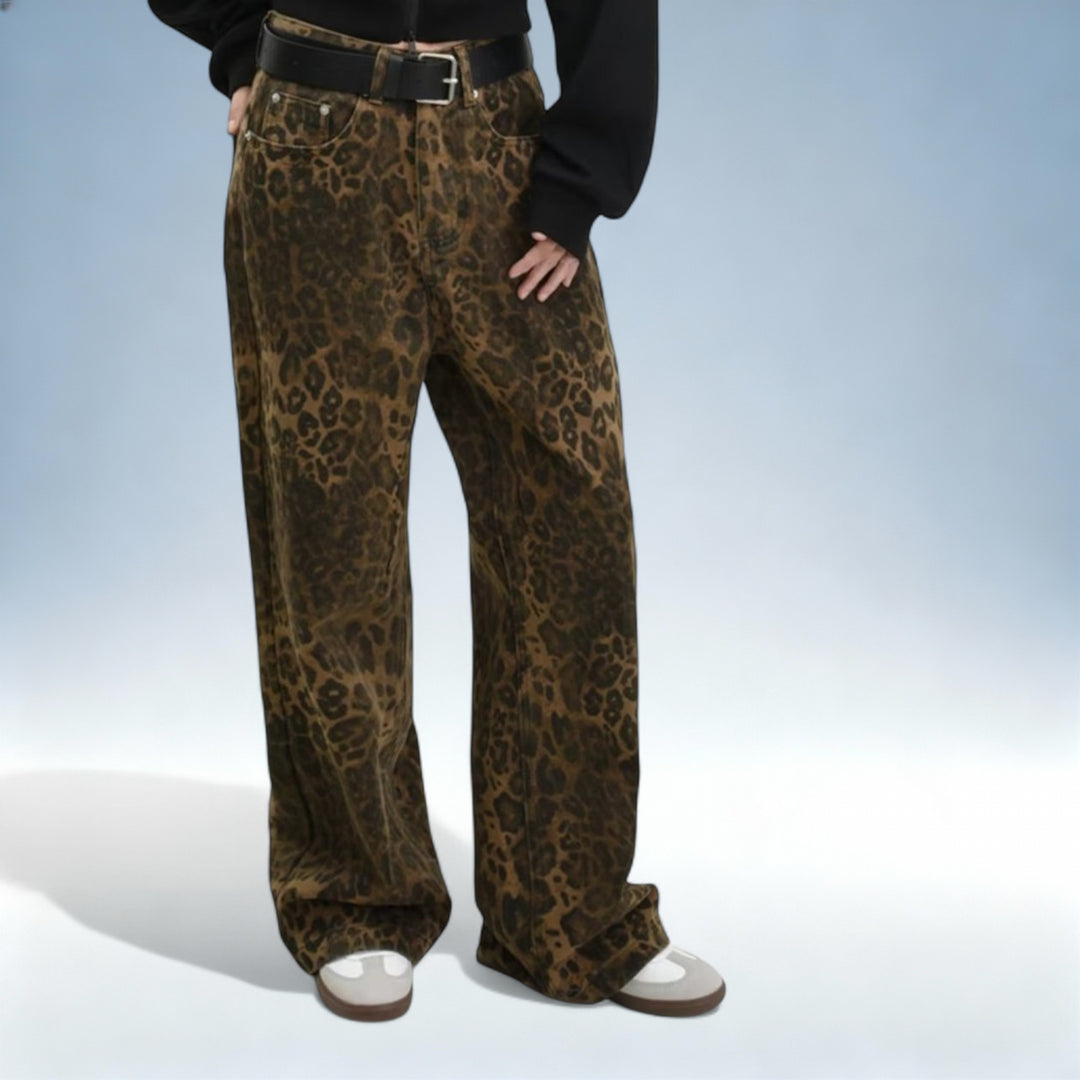 ZARA — Jeans Vintage Estampa Leopardo em Algodão Premium | Estilo Ousado